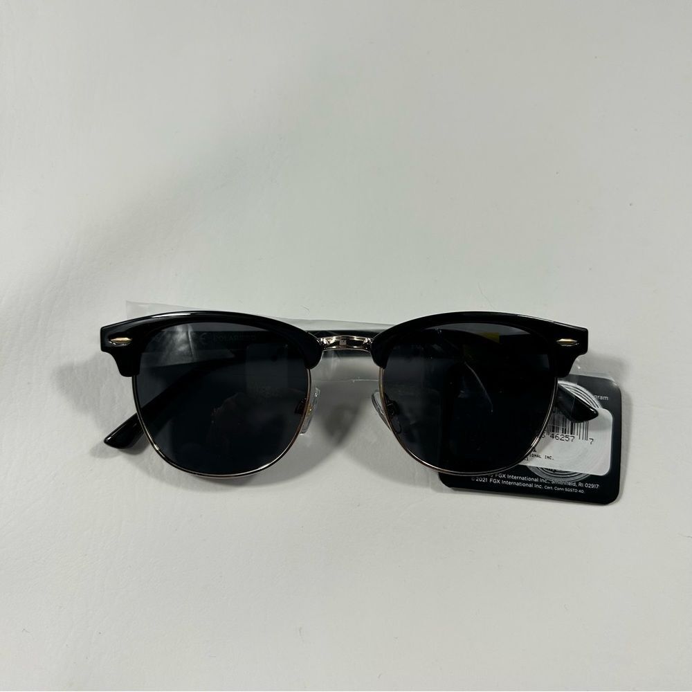 Foster Grant - Men’s Polarized Sunglasses